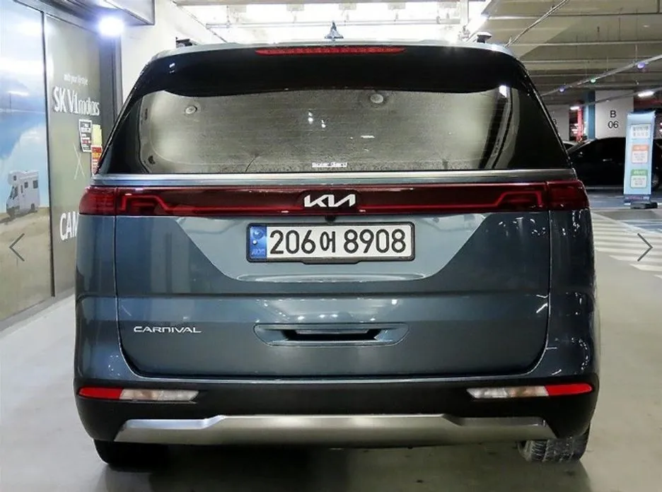 Kia Carnival — фото 10