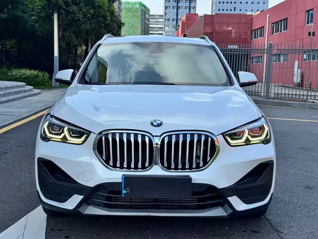 BMW X1 — фото 2