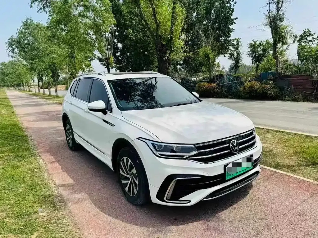 Volkswagen 途观L插电混动 2022 из CN, фото 8