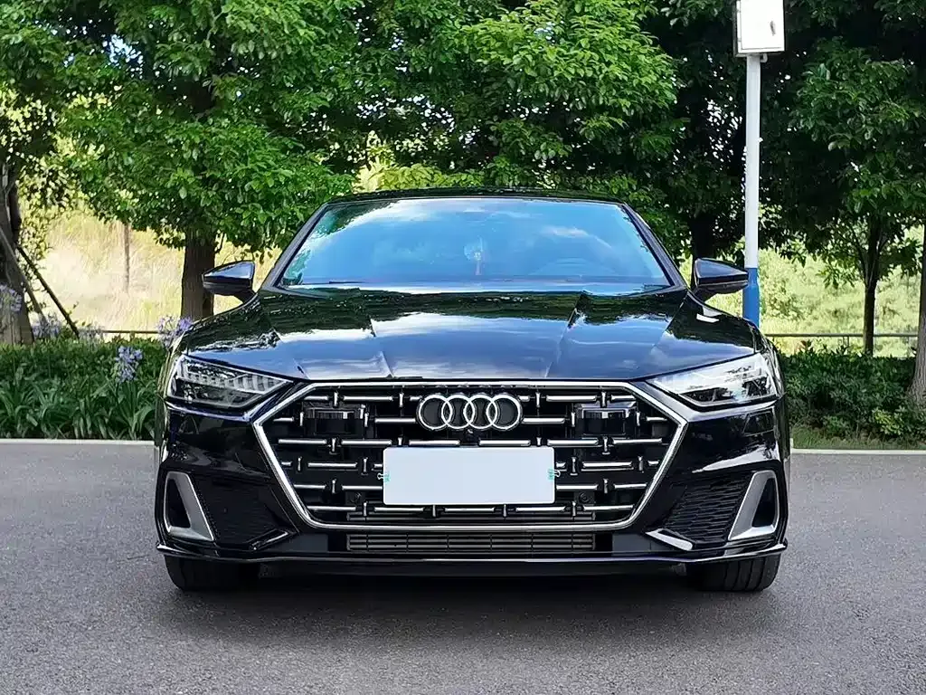 Audi A7L — фото 2