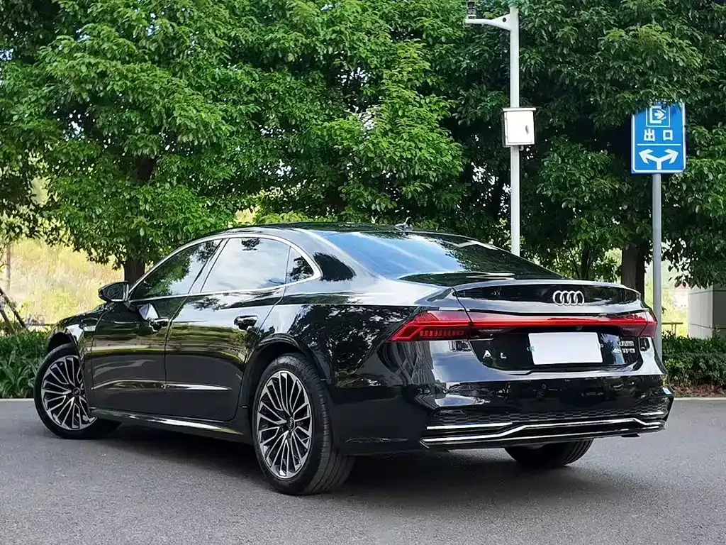 Audi A7L — фото 3