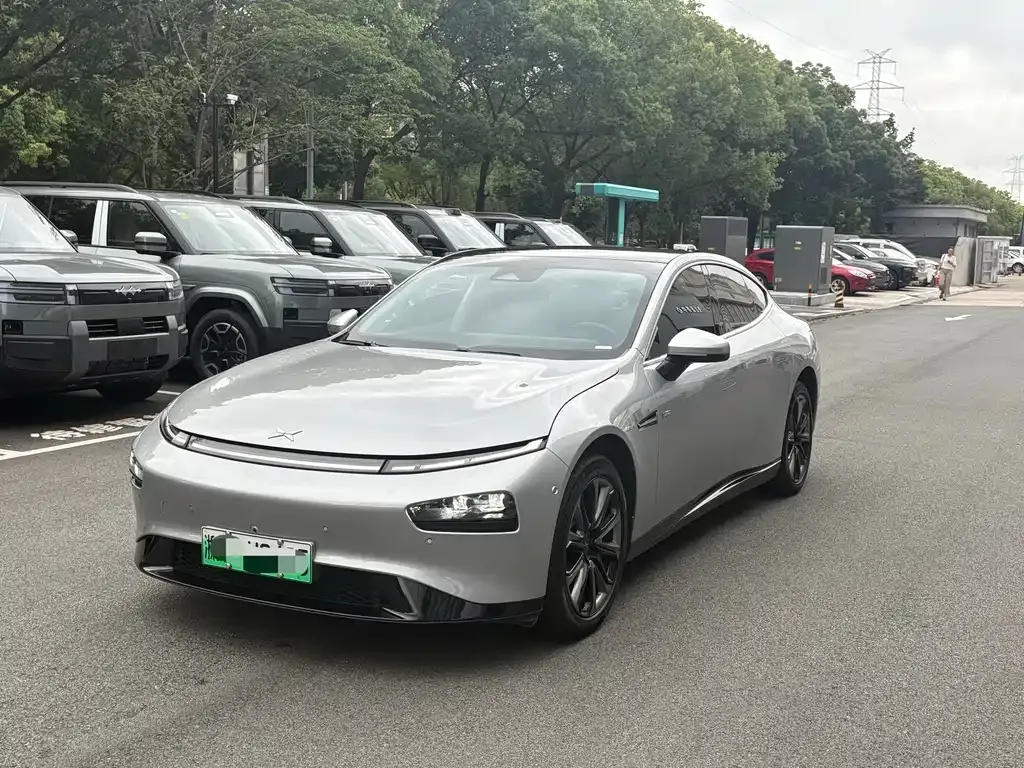 XPeng P7