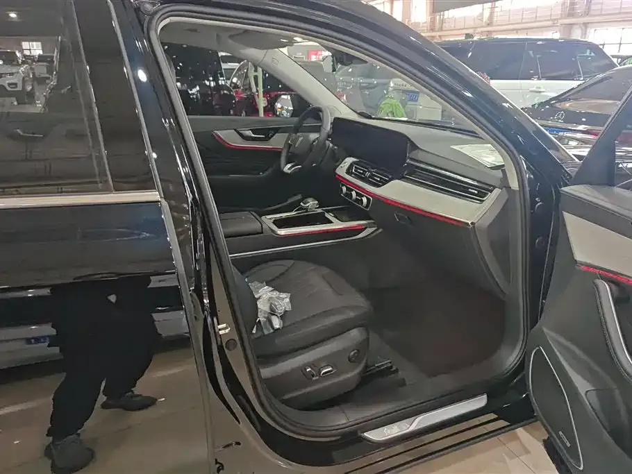 Hongqi HS5 — фото 10