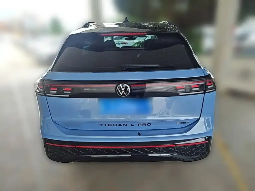 Volkswagen Tiguan L — фото 3