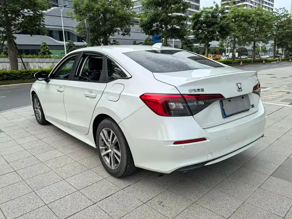Honda Civic — фото 10