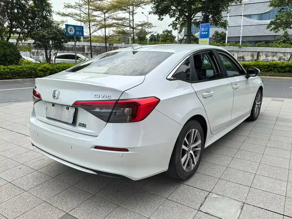 Honda Civic — фото 7