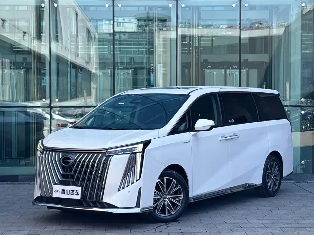 GAC Motor Trumpchi M8 — фото 1