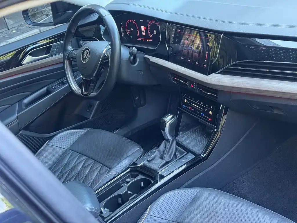 Volkswagen Passat — фото 5