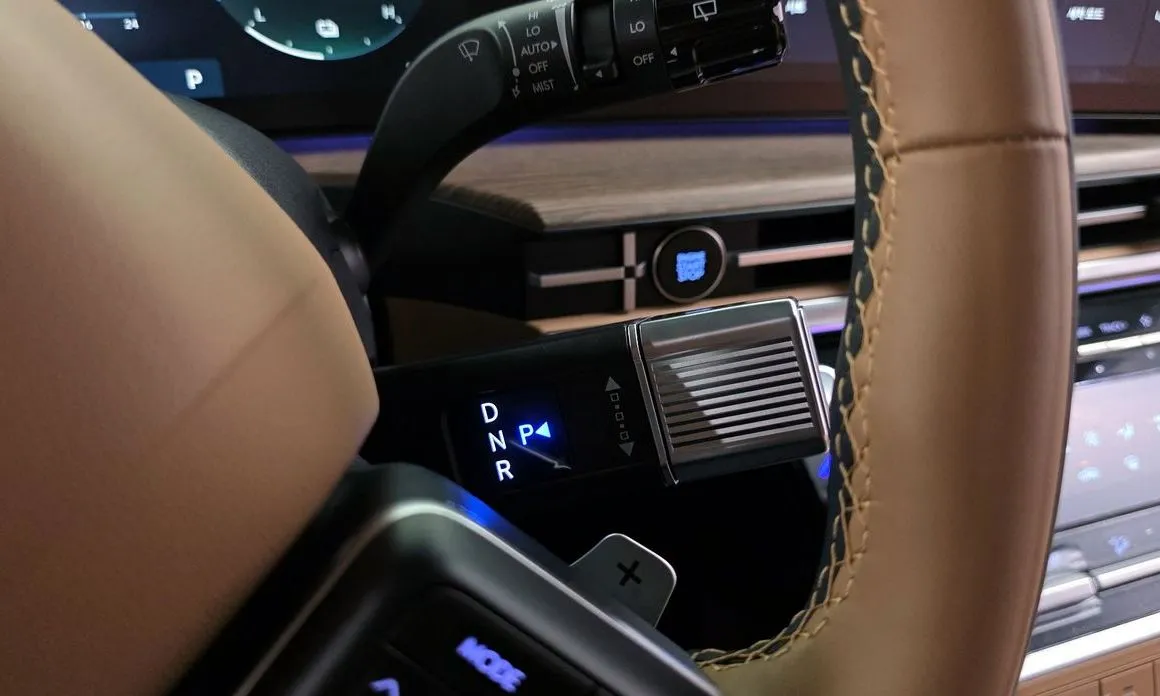 Hyundai Santafe — фото 3