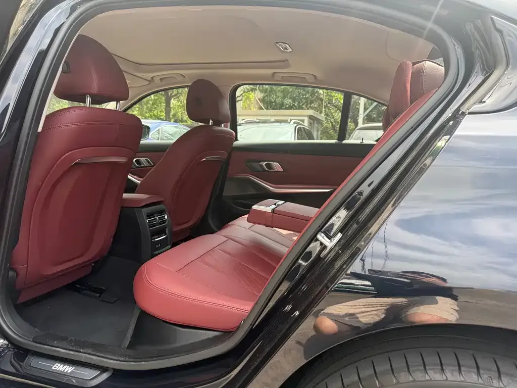 BMW i3 2024 из CN, фото 5