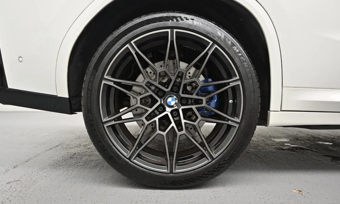 BMW X4M 2024 из KR, фото 8