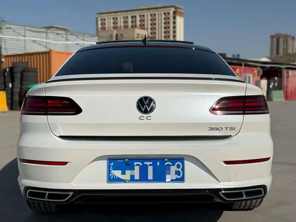 Volkswagen CC — фото 7