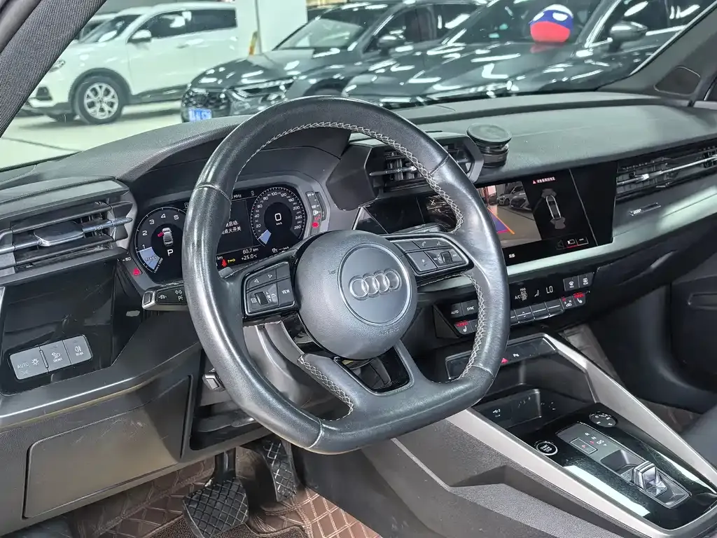 Audi A3 — фото 7