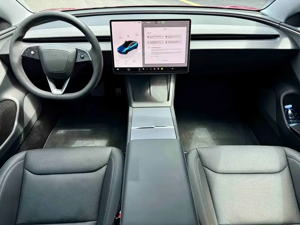 Tesla Model 3 — фото 8
