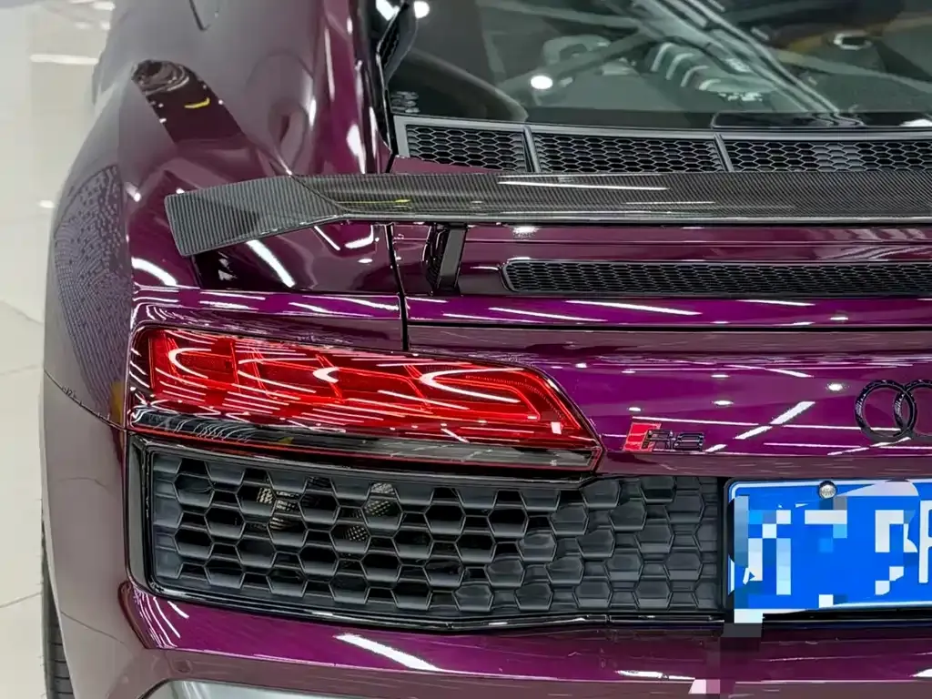 Audi R8 2023 из CN, фото 4