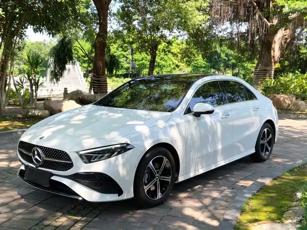 Mercedes-Benz A-Class — фото 1