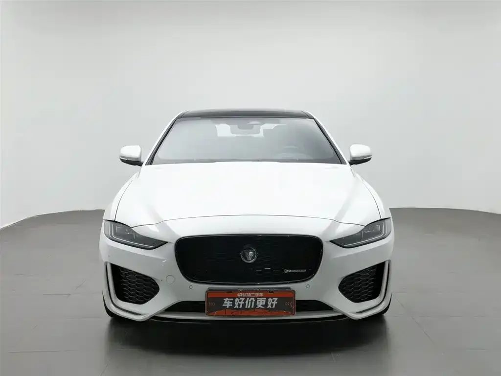 Jaguar XEL — фото 3