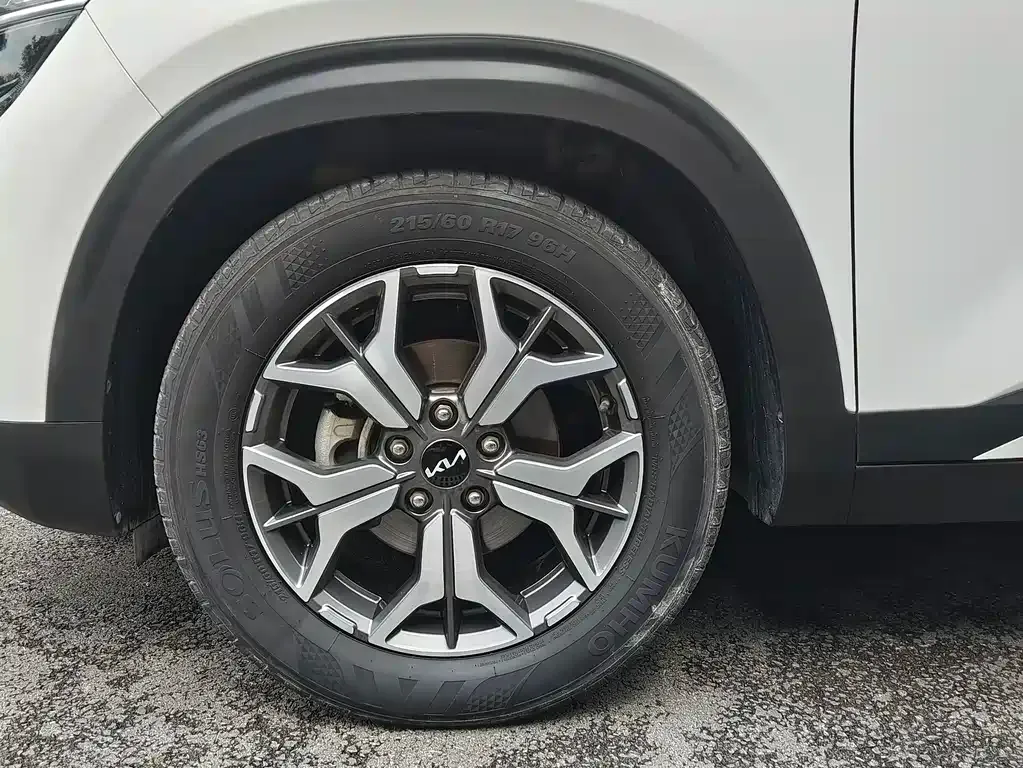 Kia KX3 — фото 3
