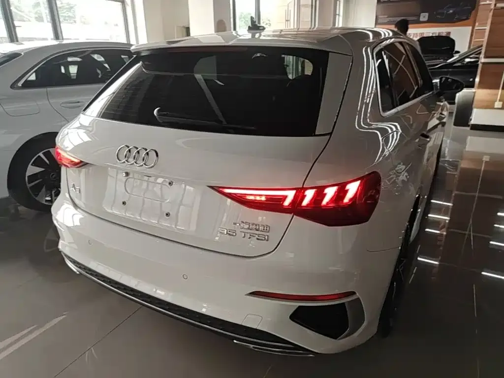 Audi A3 — фото 3