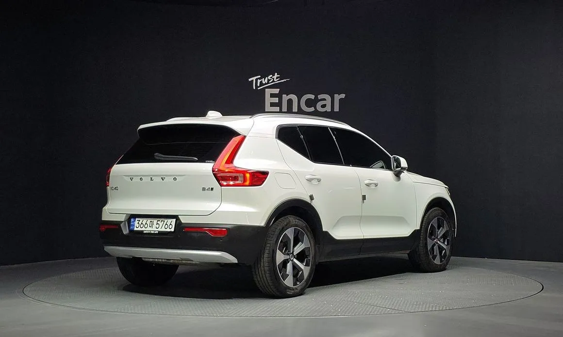 Volvo XC40 2023 из KR, фото 3