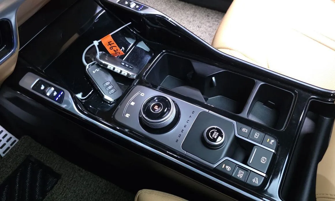 Kia Sorento 2023 из KR, фото 7