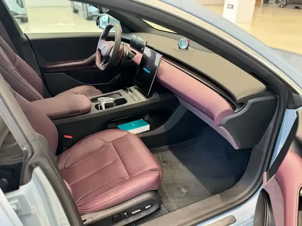 NIO ET5T 2024 из CN, фото 7