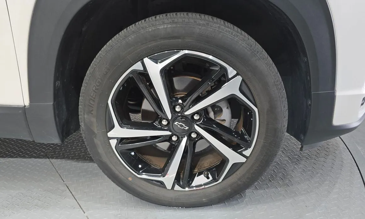 Chevrolet (GM Daewoo) Trailblazer 2022 из KR, фото 8