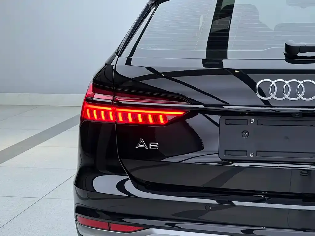 Audi A6 (Import) — фото 4