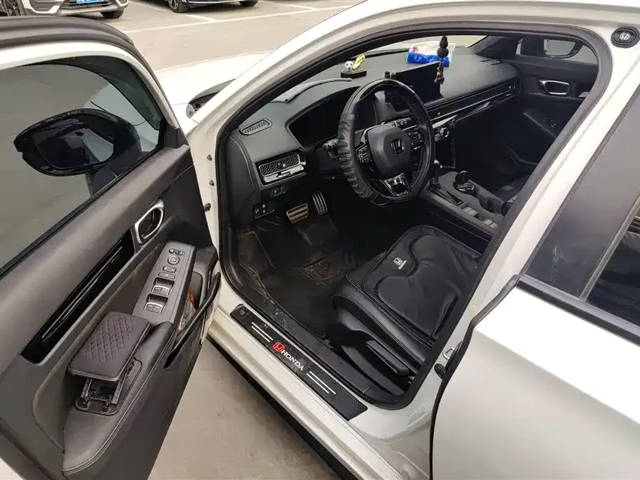 Honda Civic — фото 4