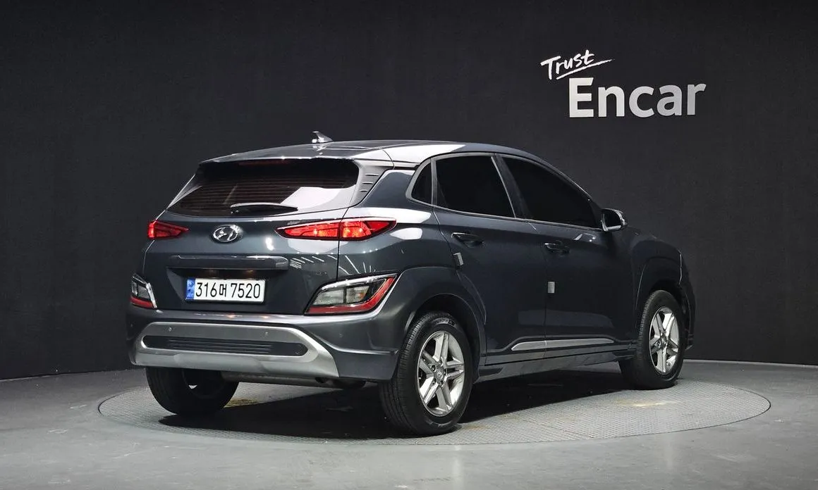 Hyundai Kona 2021 из KR, фото 8