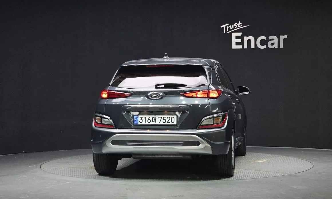 Hyundai Kona 2021 из KR, фото 3