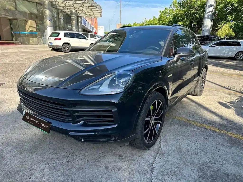 Porsche Cayenne Hybrid — фото 6