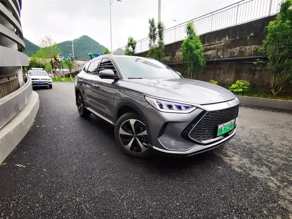 BYD PLUS New Energy — фото 1