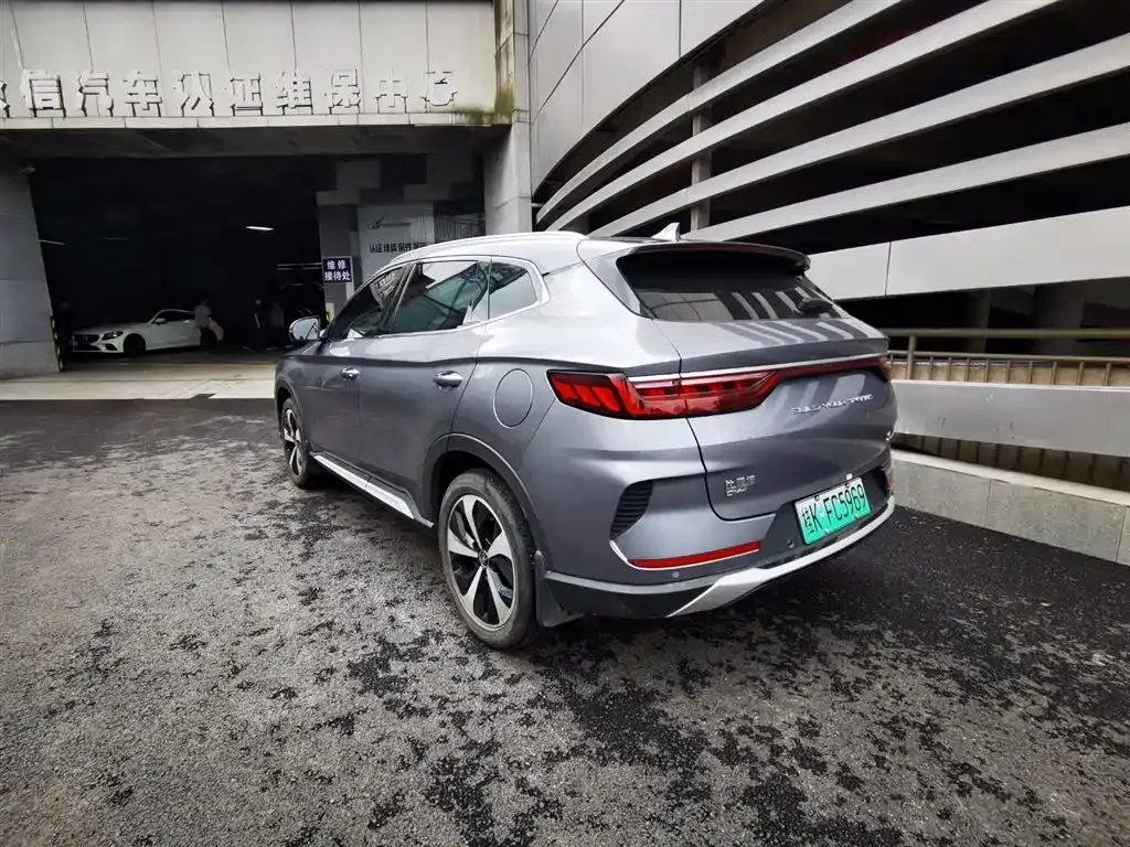 BYD PLUS New Energy — фото 4