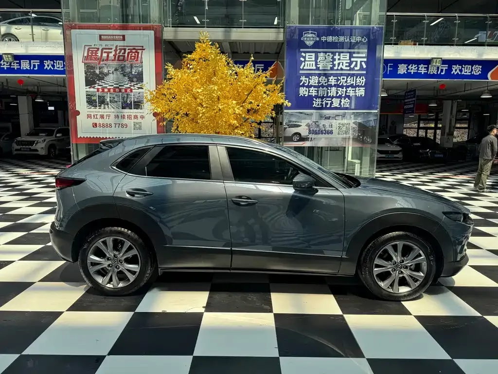 Mazda CX-30 — фото 9