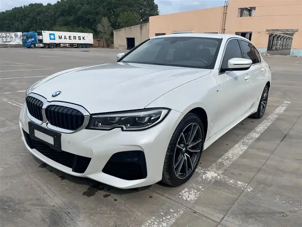 BMW 3 Series — фото 1
