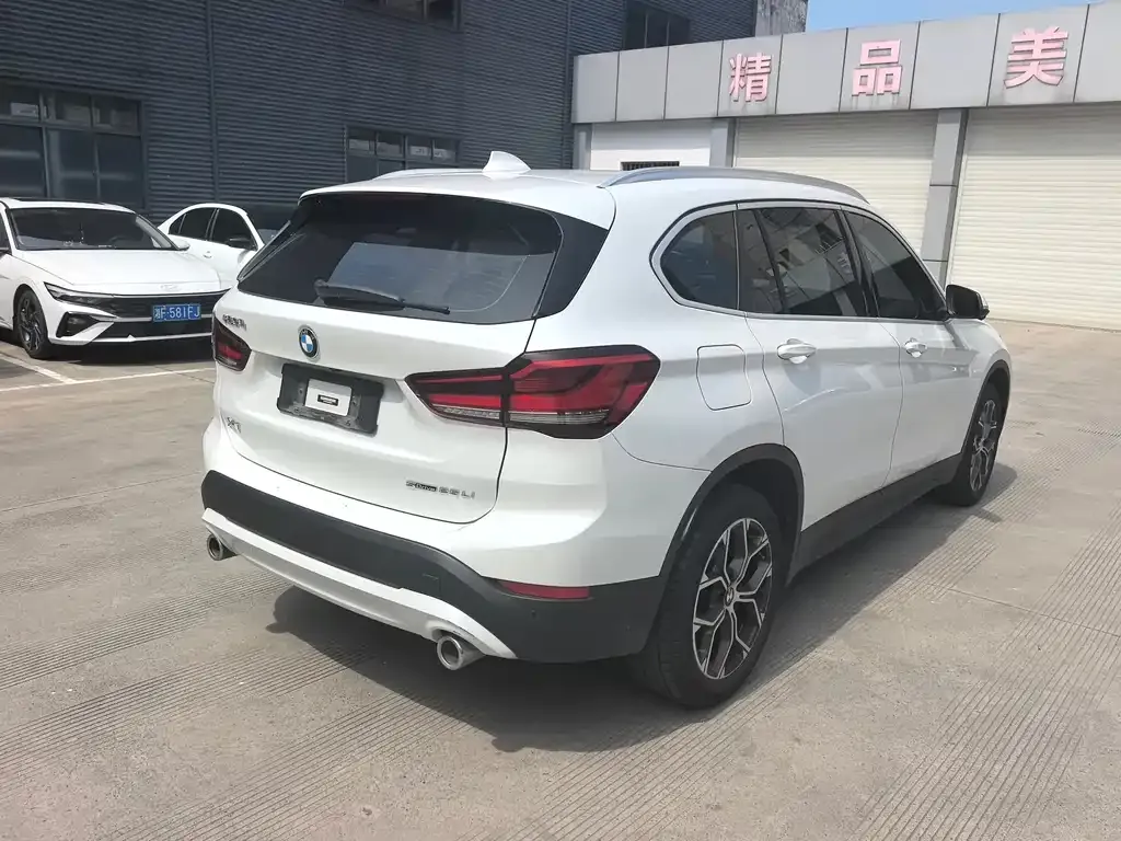 BMW X1 — фото 4
