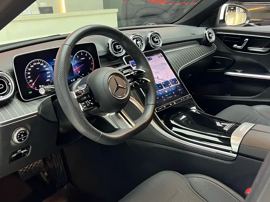 Mercedes-Benz C-Class — фото 10