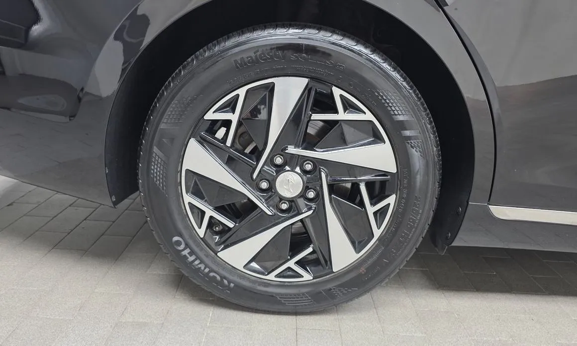 Hyundai Grandeur 2022 из KR, фото 4