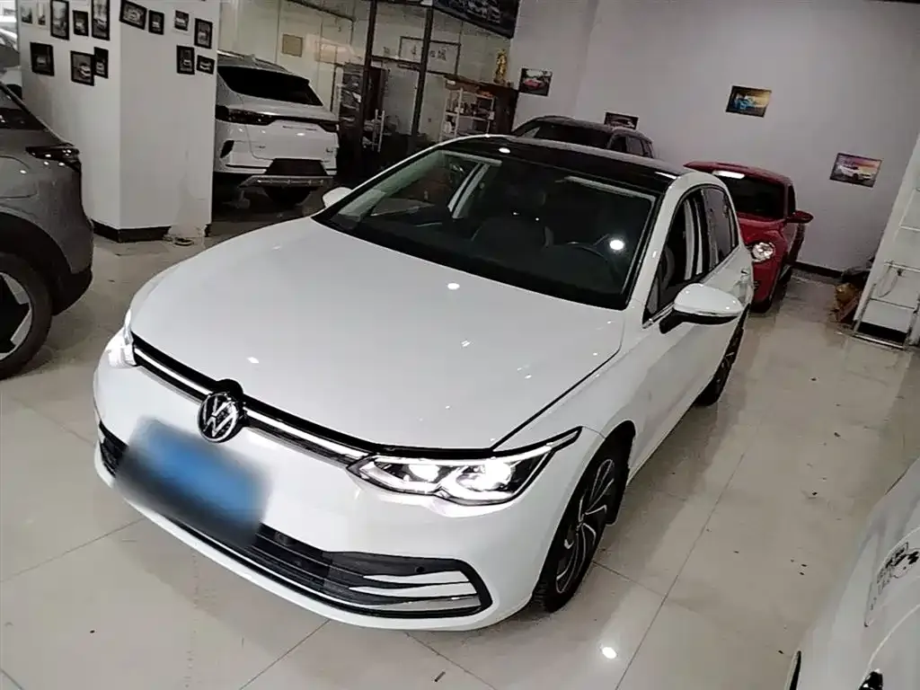 Volkswagen Golf 2022 из CN, фото 5