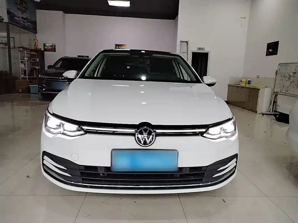Volkswagen Golf 2022 из CN, фото 3