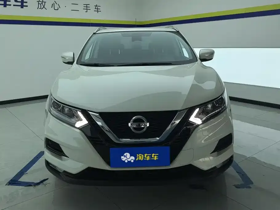Nissan Qashqai — фото 8