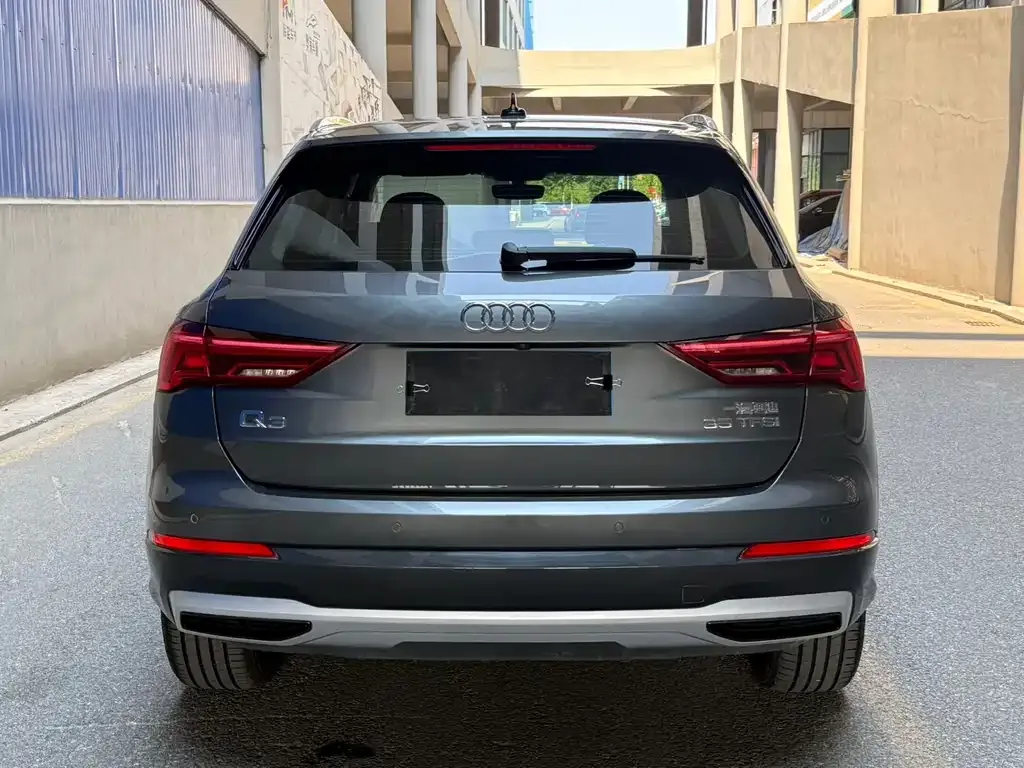 Audi Q3 — фото 6