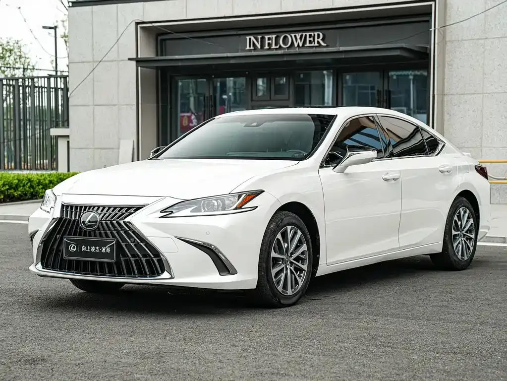 Lexus ES 2024 из CN, фото 1