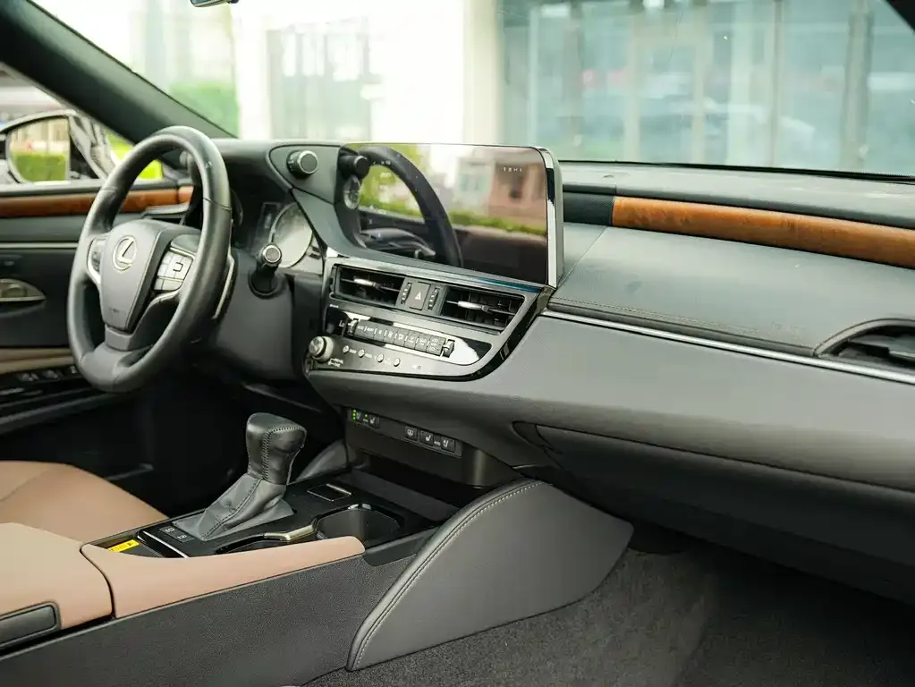 Lexus ES 2024 из CN, фото 9
