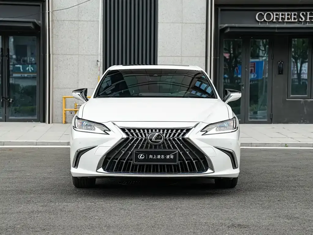 Lexus ES 2024 из CN, фото 5