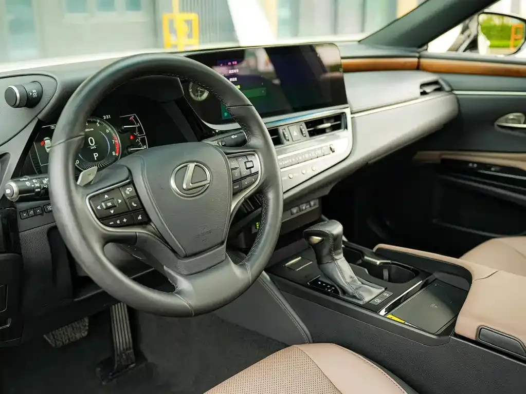 Lexus ES 2024 из CN, фото 8