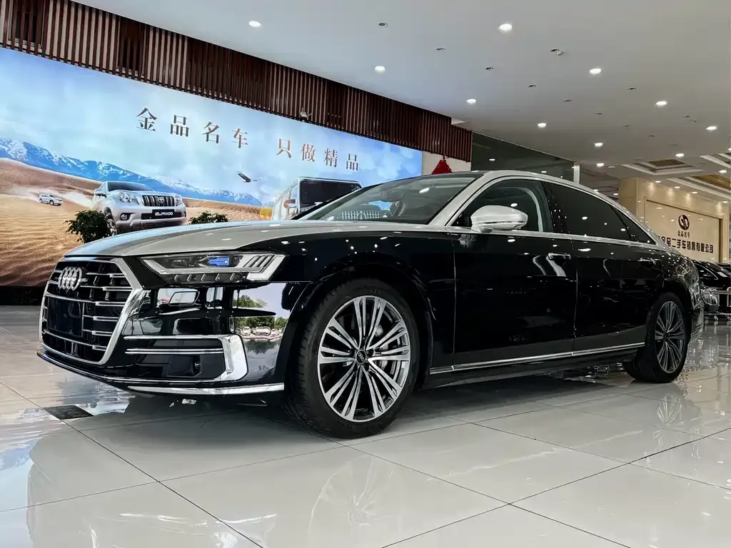Audi A8 — фото 4