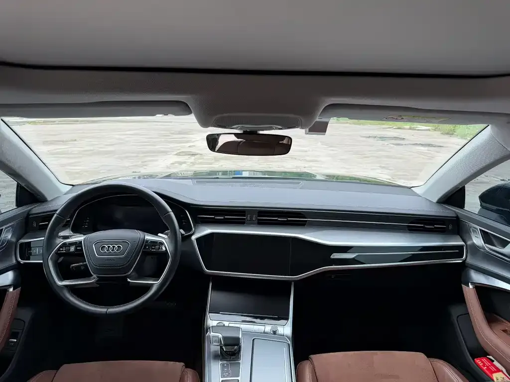 Audi A7L — фото 2