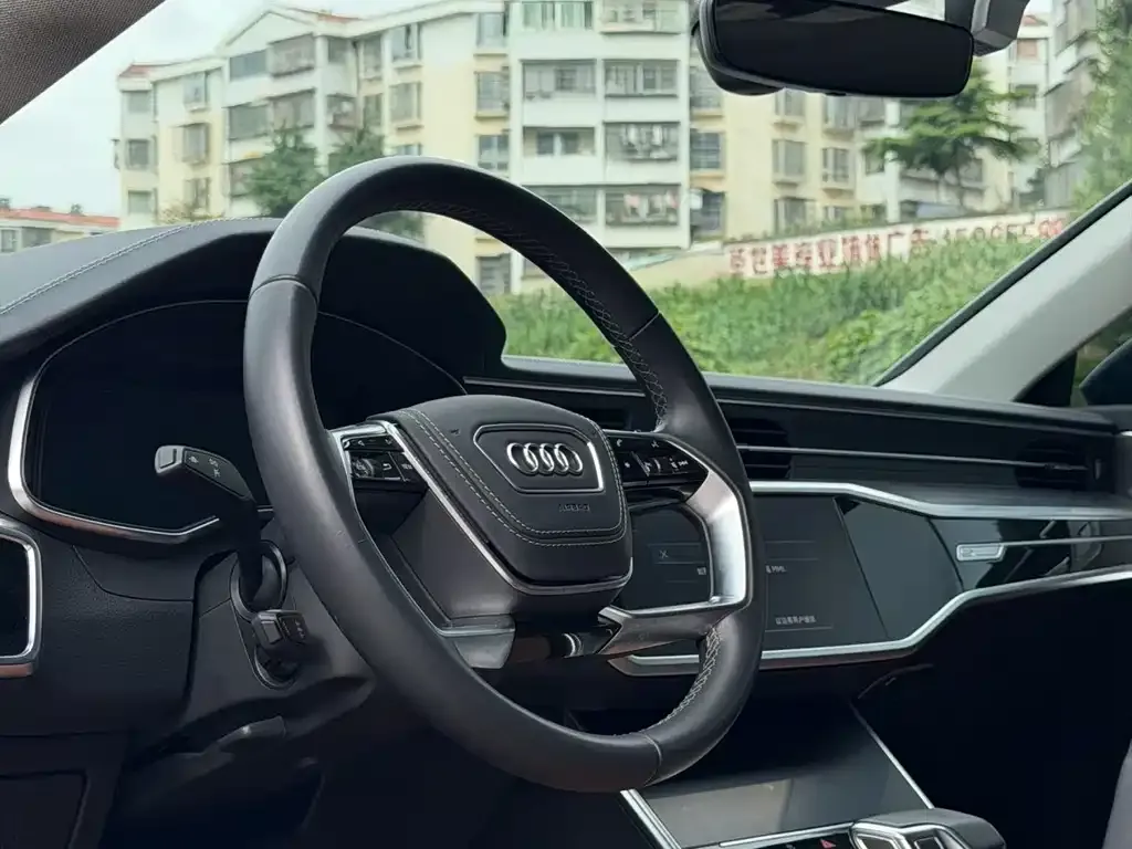 Audi A7L — фото 4